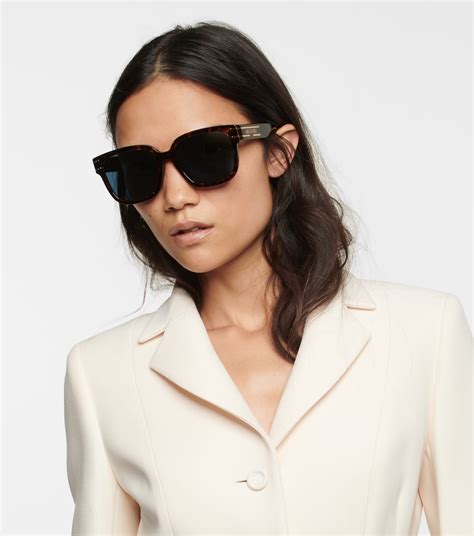 DIOR DiorSignature S7F Sunglasses .